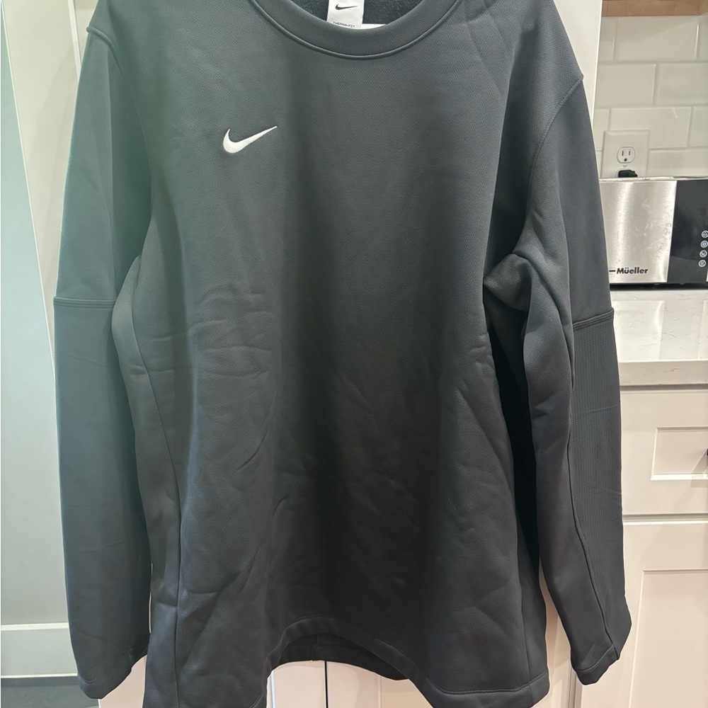 Grey Nike Authentics 2025 Therma-Fit
